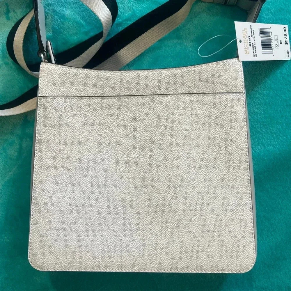 Michael Kors white jet set crossbody with chunky strap new with tags - Picture 2 of 9